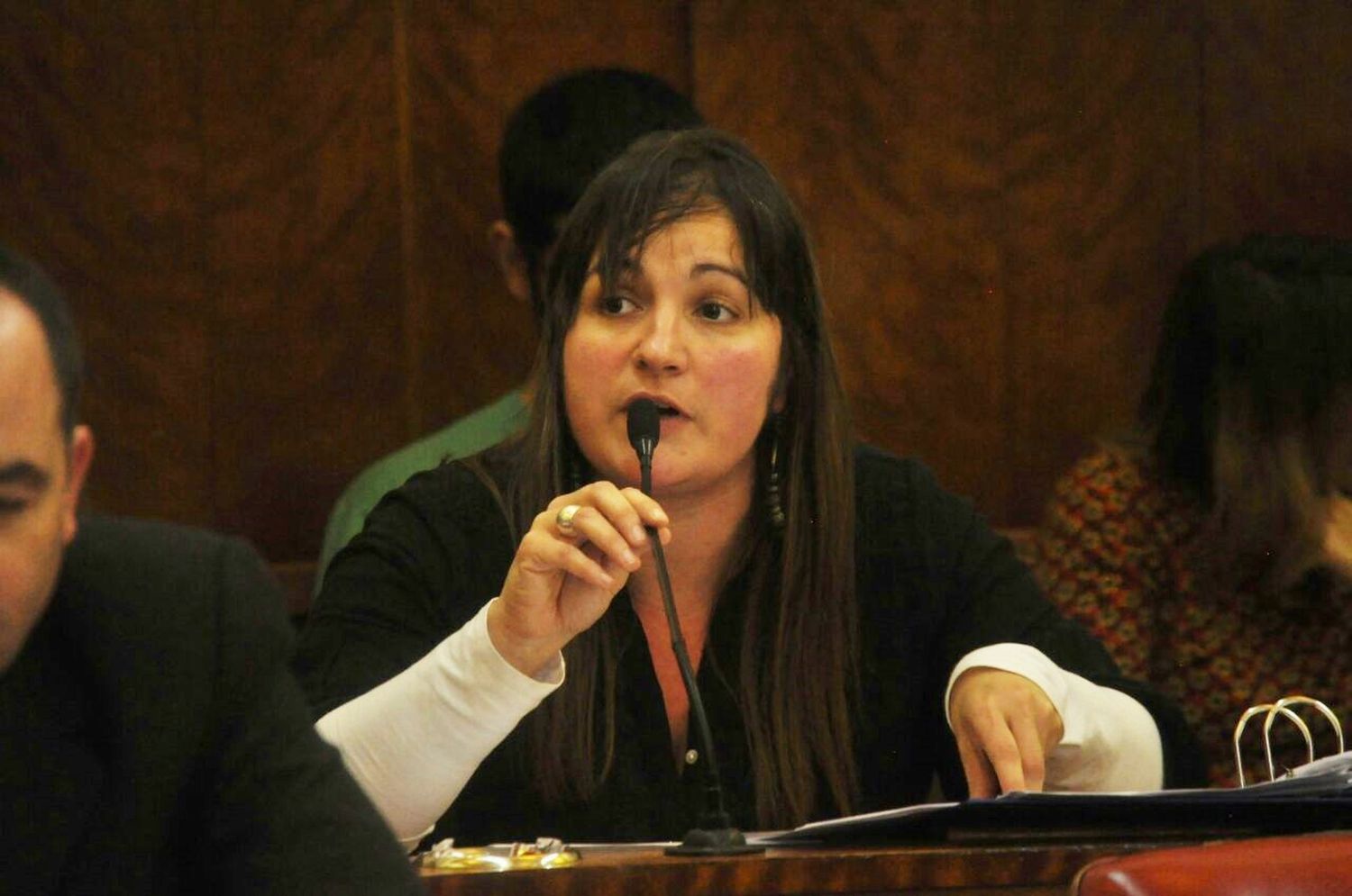 Repudian la prisión domiciliaria de Etchecolatz