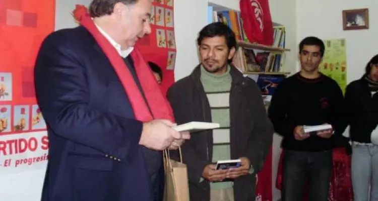 Biblioteca pública y socialista