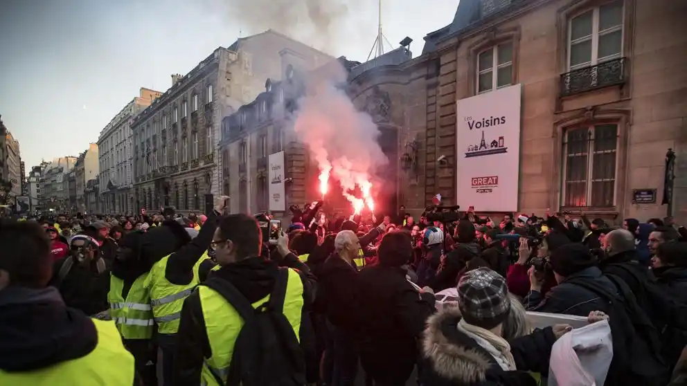 Protestas simultáneas en toda Francia