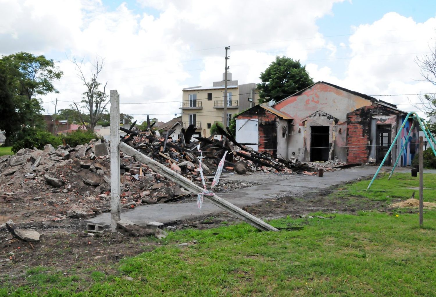 Tras el incendio, la Dirección de Juventud espera volver a funcionar en la Ludoteca la semana que viene