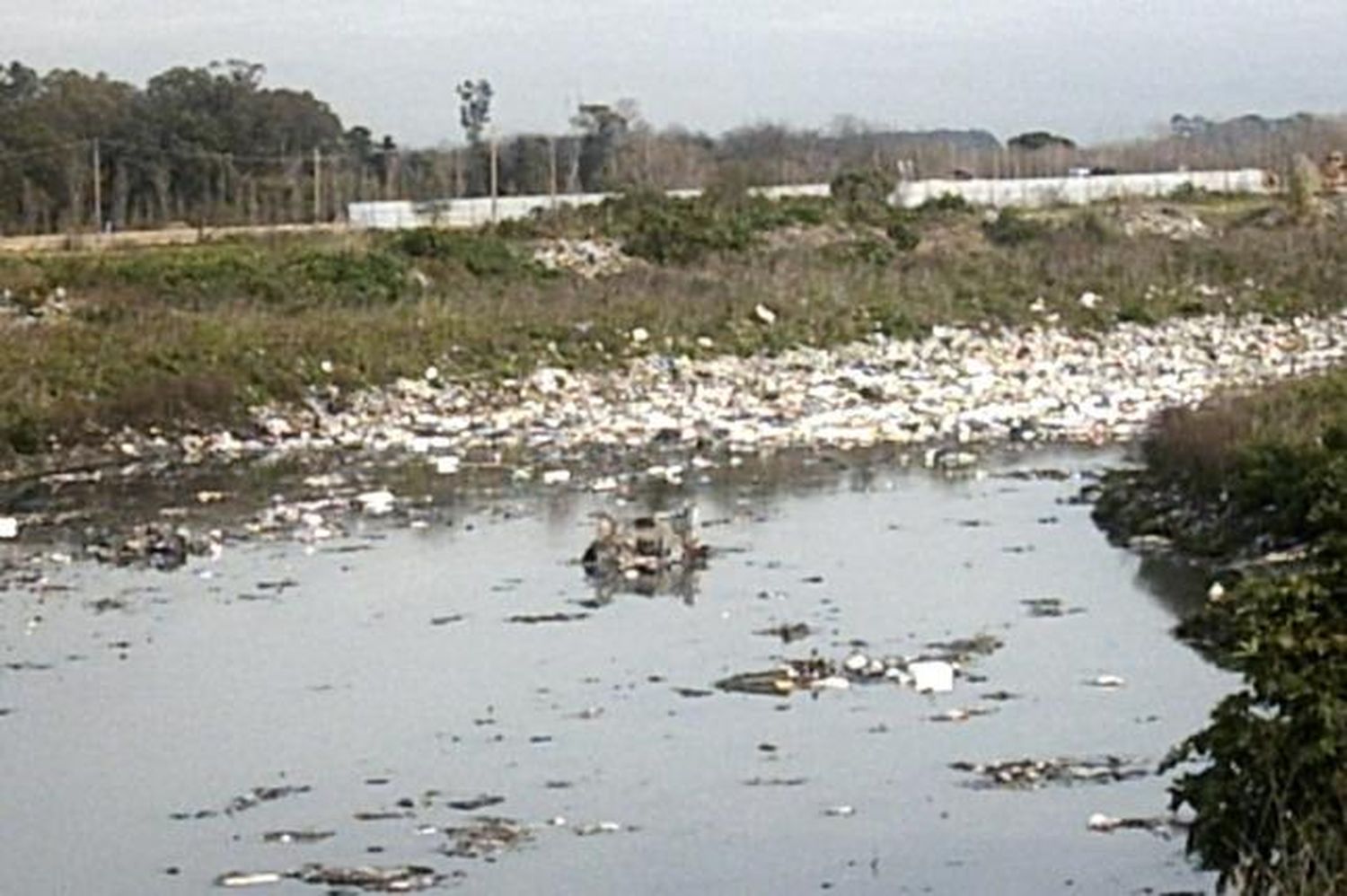 Provincia adjudica obras para evitar desbordes en el Río Reconquista