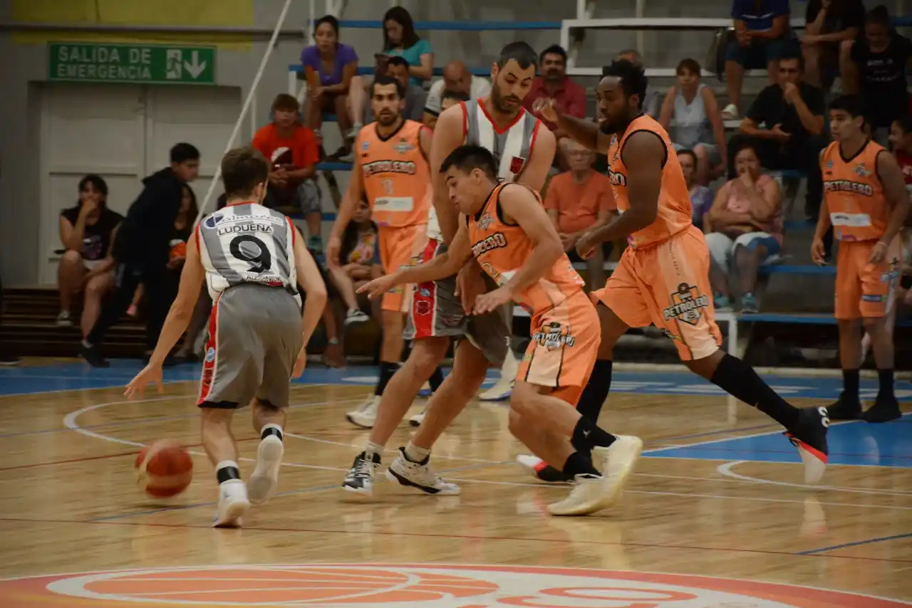 Central busca recuperarse frente a un complicado Centro Español