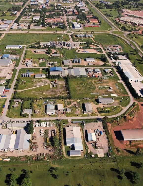 Tremendo accidente laboral de operario en Molino Olavarría: cayó desde tres pisos y tiene múltiples fracturas
