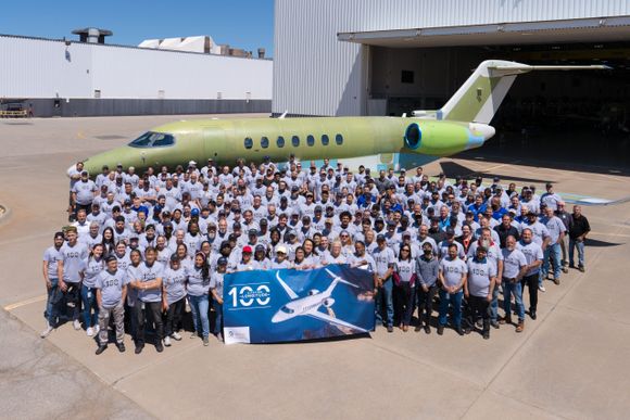 Textron Aviation completa la producción del Cessna Citation Longitude Número 100