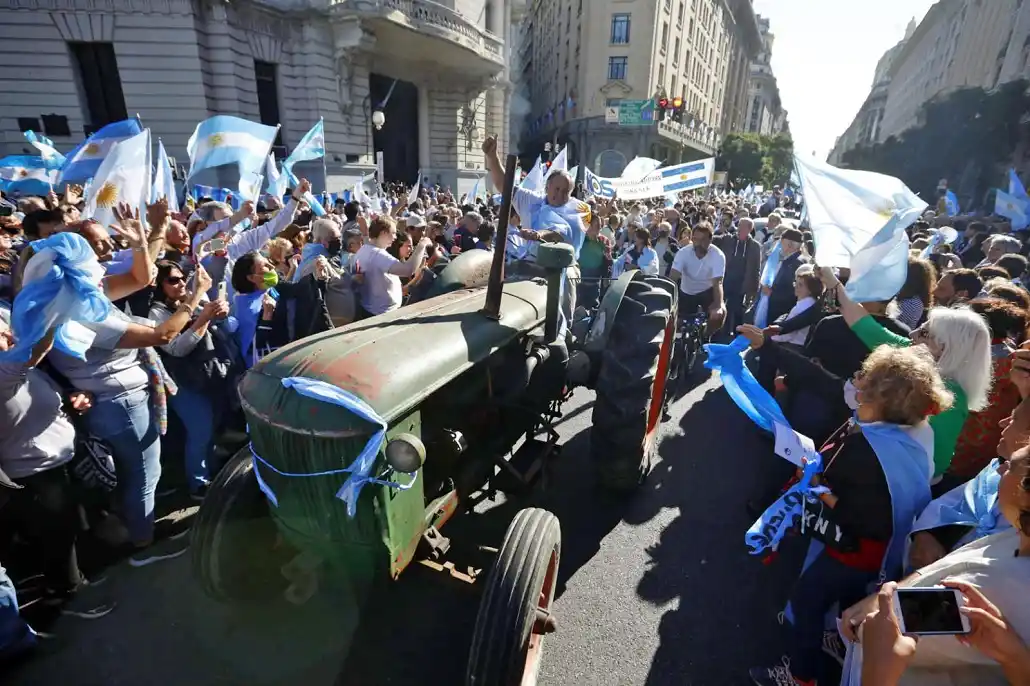 La proclama del #23A: “Basta de opresión impositiva, basta de sarasa”