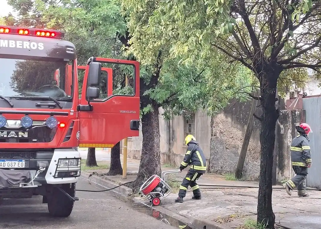 El incendio se produjo en la calle San Juan al 400