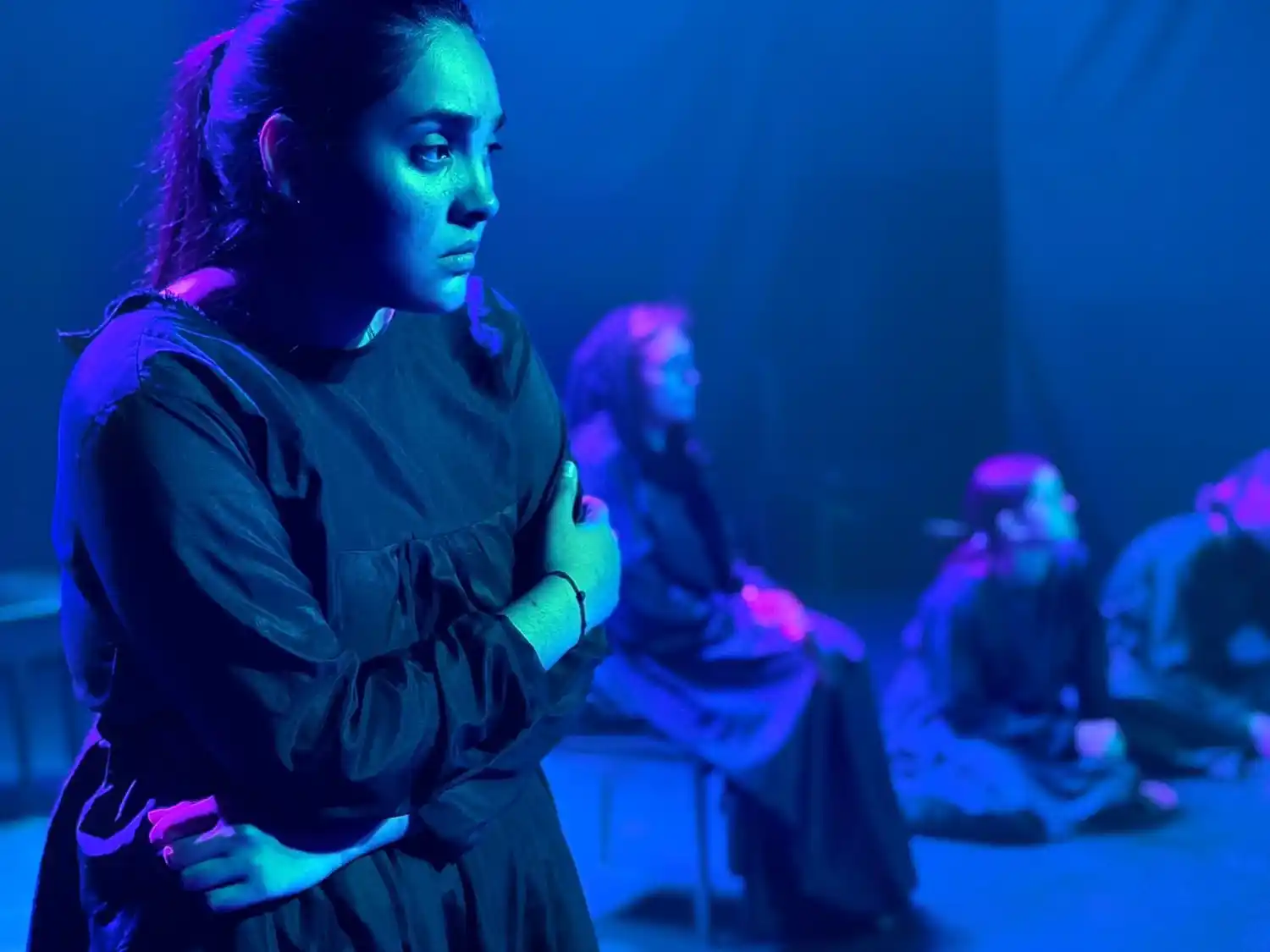 La Casa de Bernarda Alba, adrian vocos