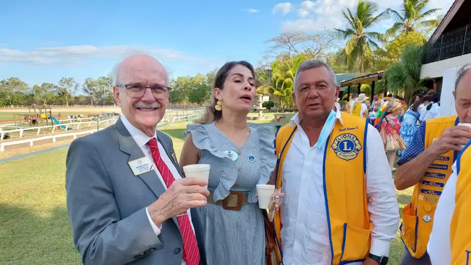 Desplazaron de su cargo al secretario de Seguridad Bortolozzi, quien viajó al Caribe en medio de la ola de violencia