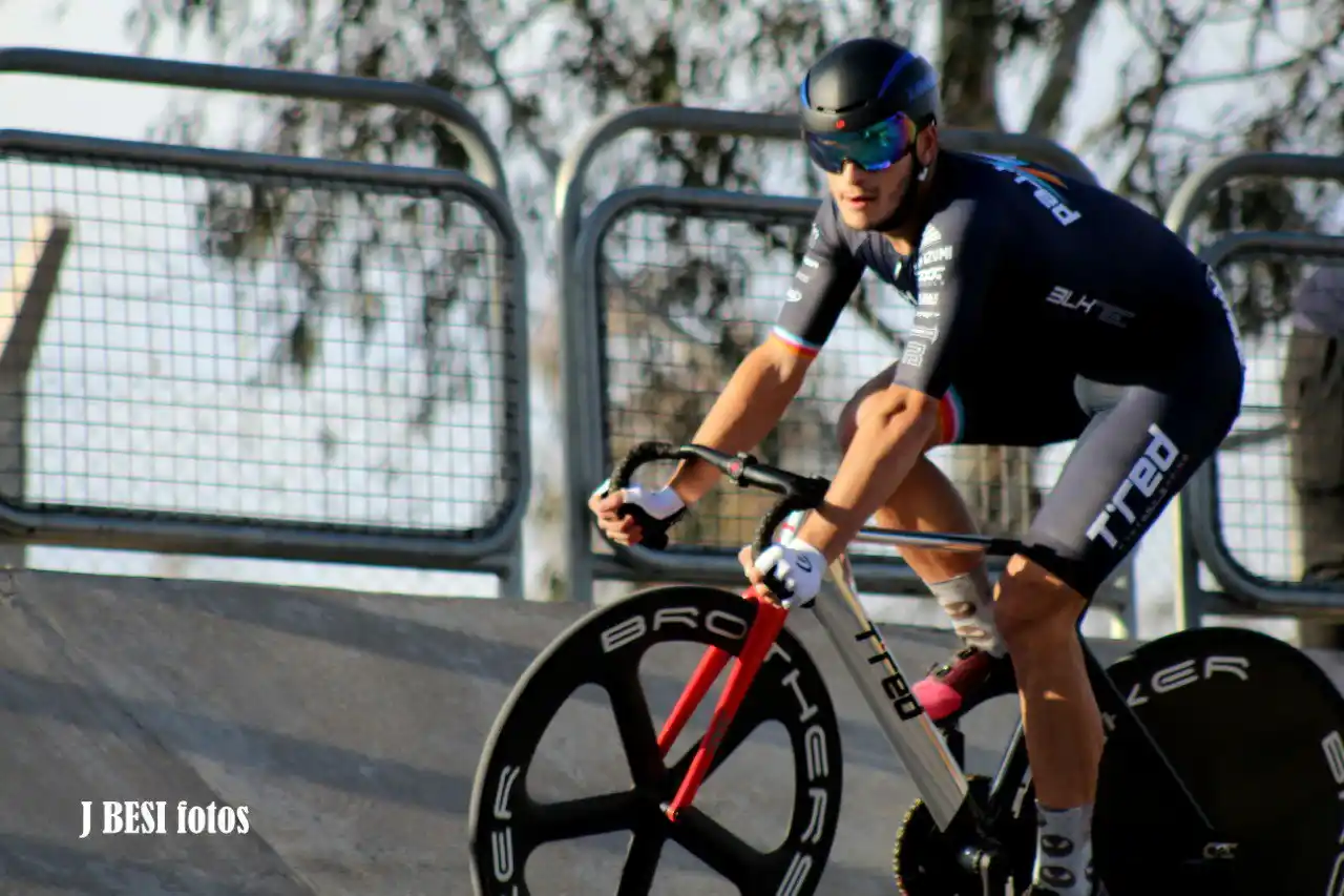 Juan Ignacio Curuchet debuta en la Copa del Mundo UCI