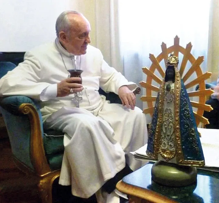 Una Virgen entrerriana junto al Papa hasta el final: la conmovedora historia de una imagen hecha en Larroque