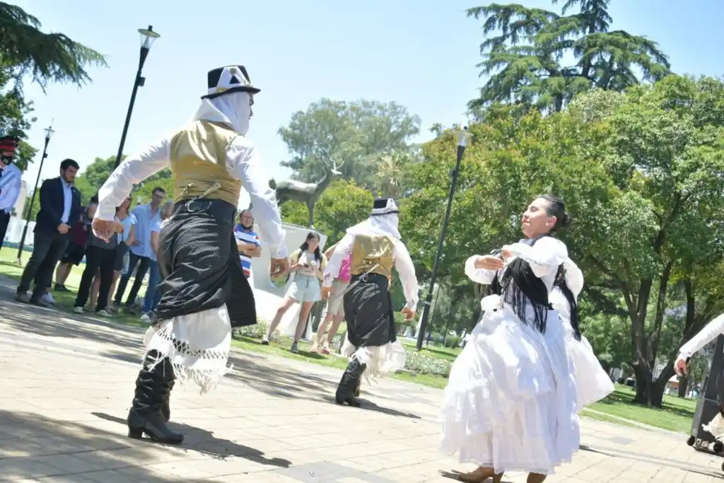 La imagen corresponde al acto del año 2021.