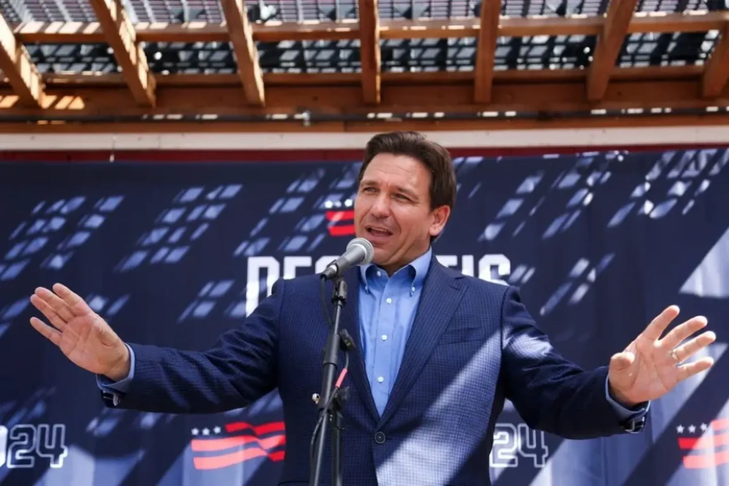 DeSantis, gobernador del estado de Florida. Crédito: Reuters/Reba Saldanha