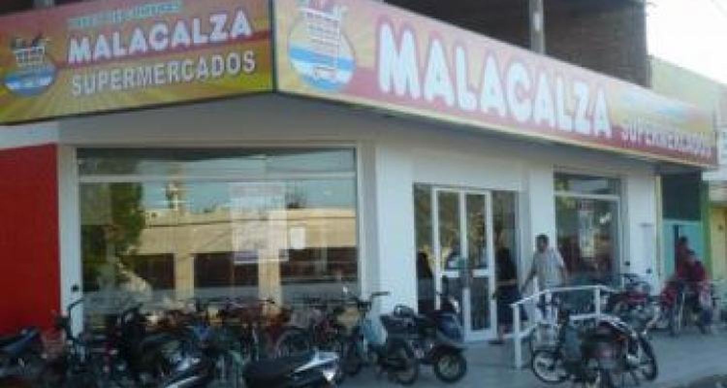 Paseo de compras Malacalza