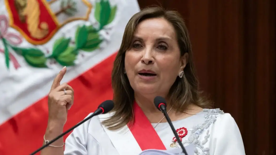 Dina Boluarte, presidenta de Perú.