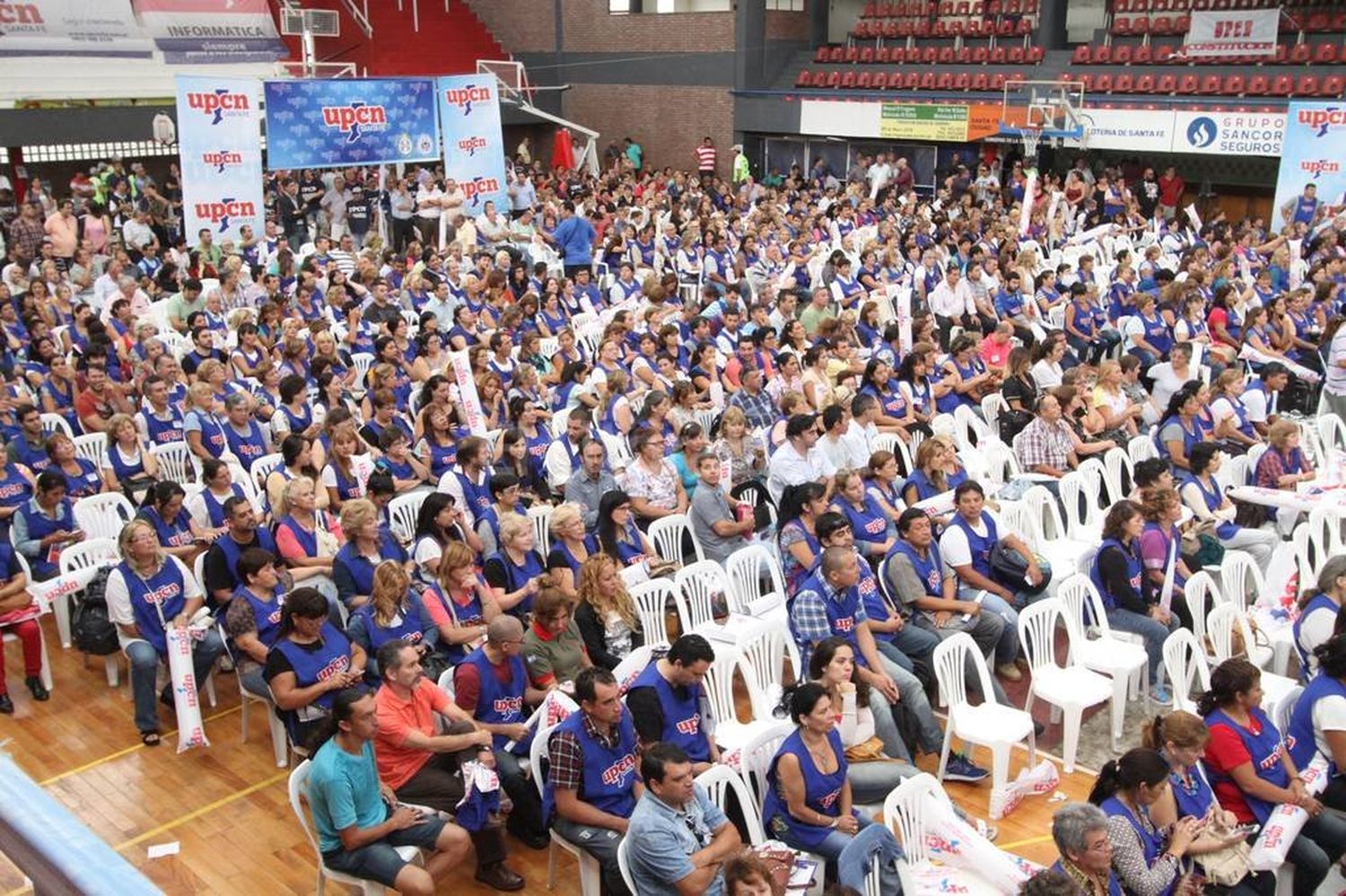 UPCN y ATE anticiparon rechazo a la oferta salarial si es igual a la de docentes