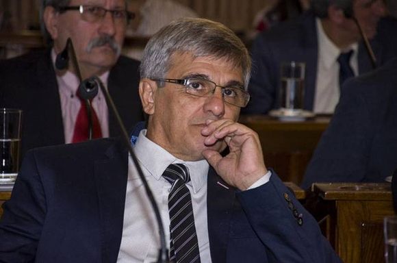 Dal Molín opinó sobre  la compra de vacunas