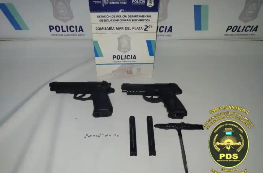 Paran taxi en un reten de control: el pasajero llevaba una 9mm y una yuga