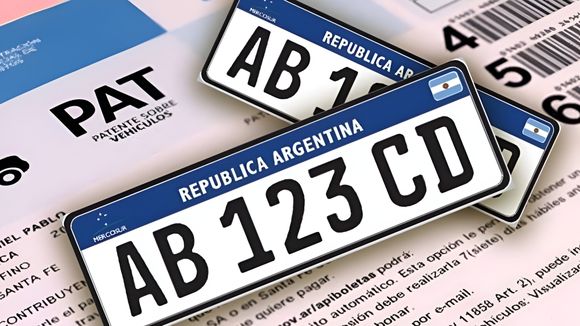 “No hay patentes”: cuál es el permiso para circular en un auto o moto 0 km sin patentar