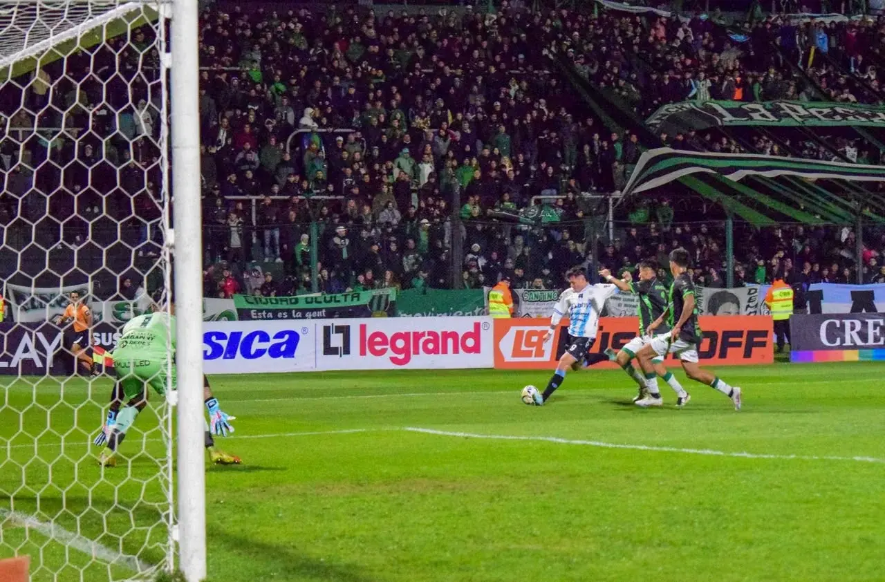 La Crema aguantó en Mataderos y sumó un empate ante Nueva Chicago
