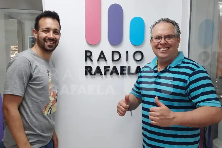 A puro ritmo: Carballosa - Ochat presentaron “La botella de ron”, su nuevo videoclip