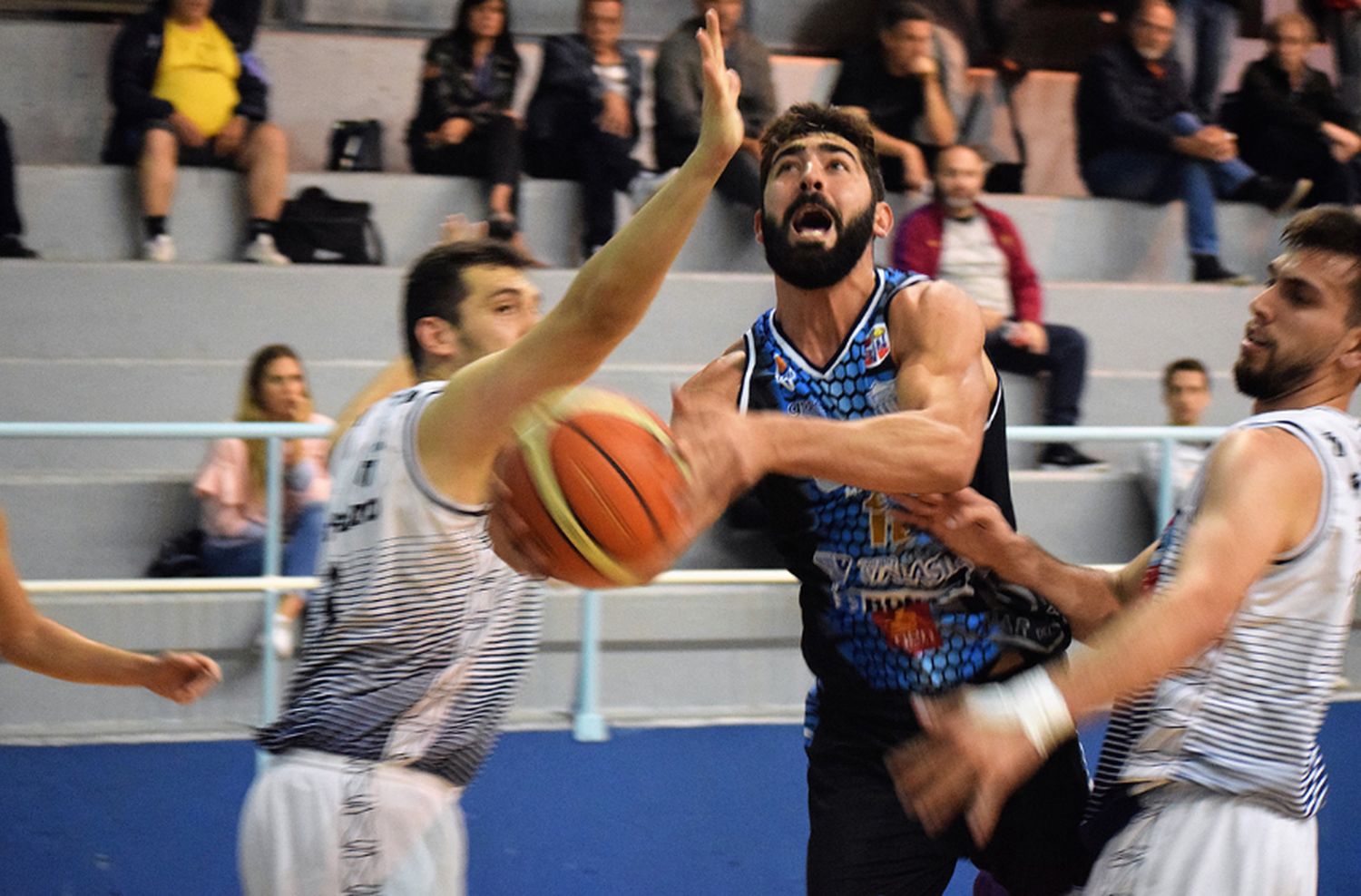 Unión mueve sus fichas: cortó dos jugadores y vuelve Andrés Mateo