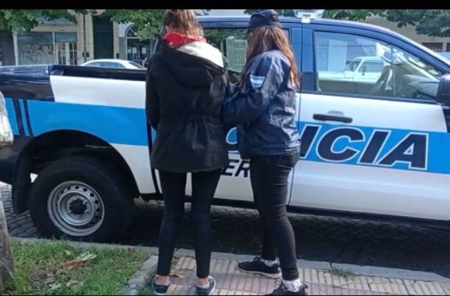 Megaoperativo en Tandil: secuestran 15 kilos de marihuana y detienen a una mujer