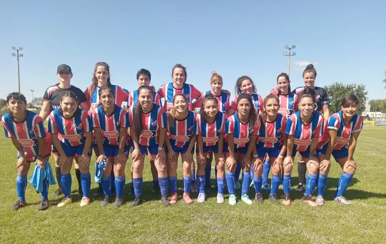 Fútbol Femenino - 5