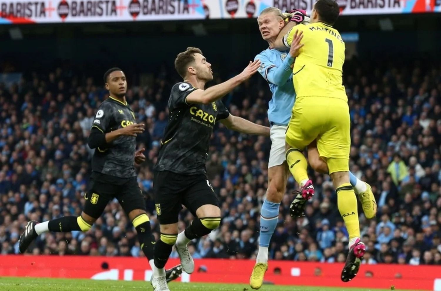 Los marplatenses del Aston Villa sufrieron al Manchester City