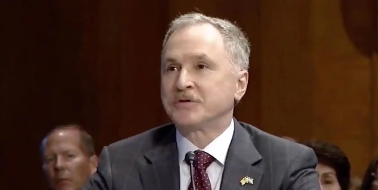 Peter Lamelas durante su audiencia ante el Senado de EE.UU.