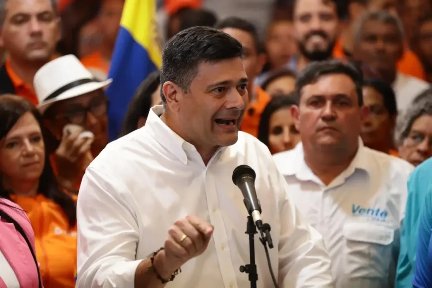 Denunciaron que paramilitares chavistas secuestraron a un líder de la oposición