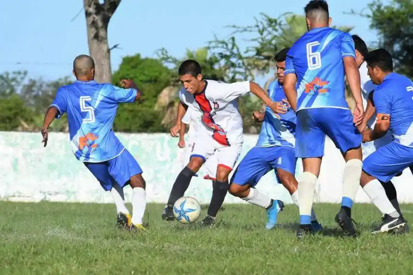 8 de Diciembre logró el empate que necesitaba y clasificó