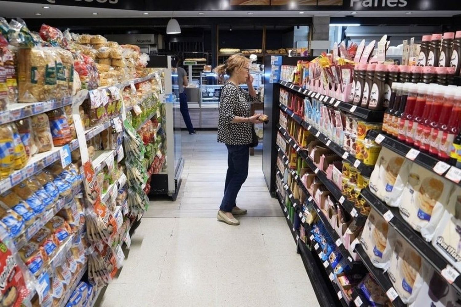 La inflación de noviembre fue del 12,8% y llegó al 160,9% interanual