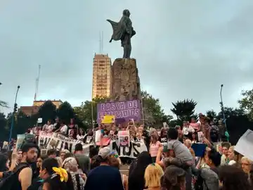 Mar del Plata marchó por justicia por Jordana Rivero y en reclamo de la aparición con vida de Claudia Repetto