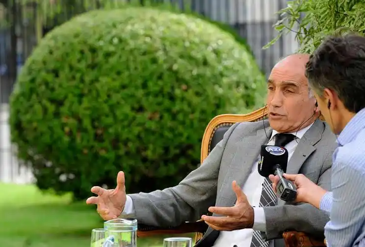 Salvador: "Recibimos una Provincia sin inversión"  