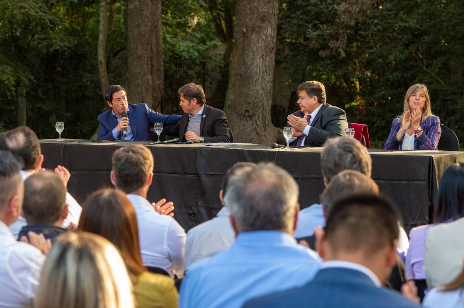 Tras las pintadas "Axel 2023", Ishii y Nardini apoyaron la reelección de Kicillof: Hablaron de "los 6 años que le quedan"