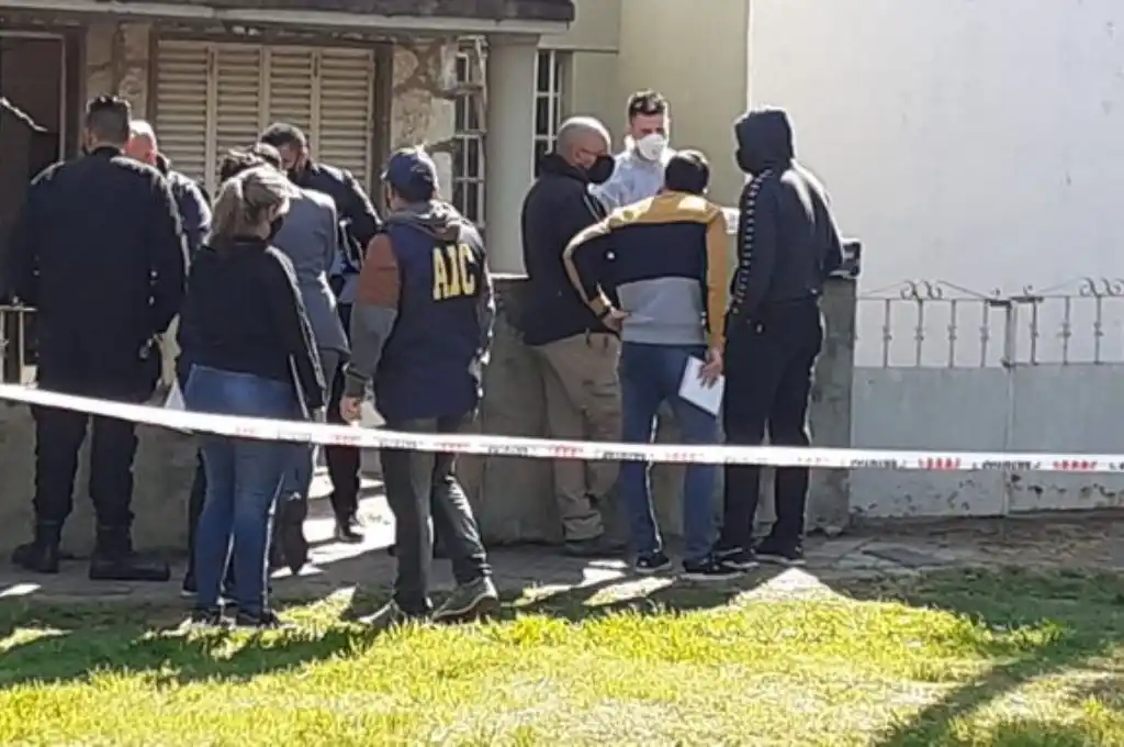 Rosario: mataron a golpes a un hombre en su casa