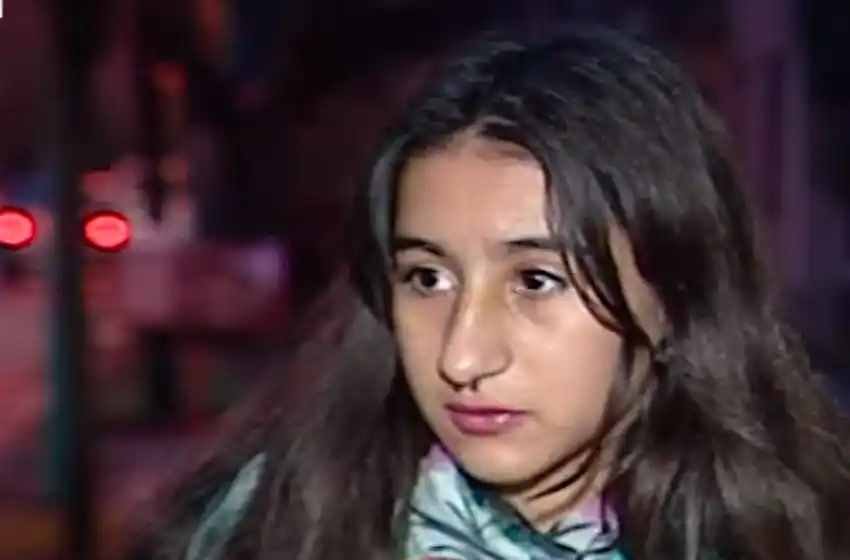 Habló la joven agredida por usar un pañuelo verde