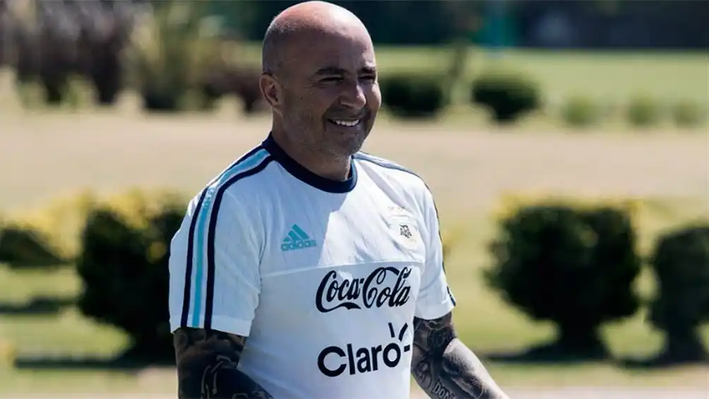 Sampaoli llegó para asumir en el Santos