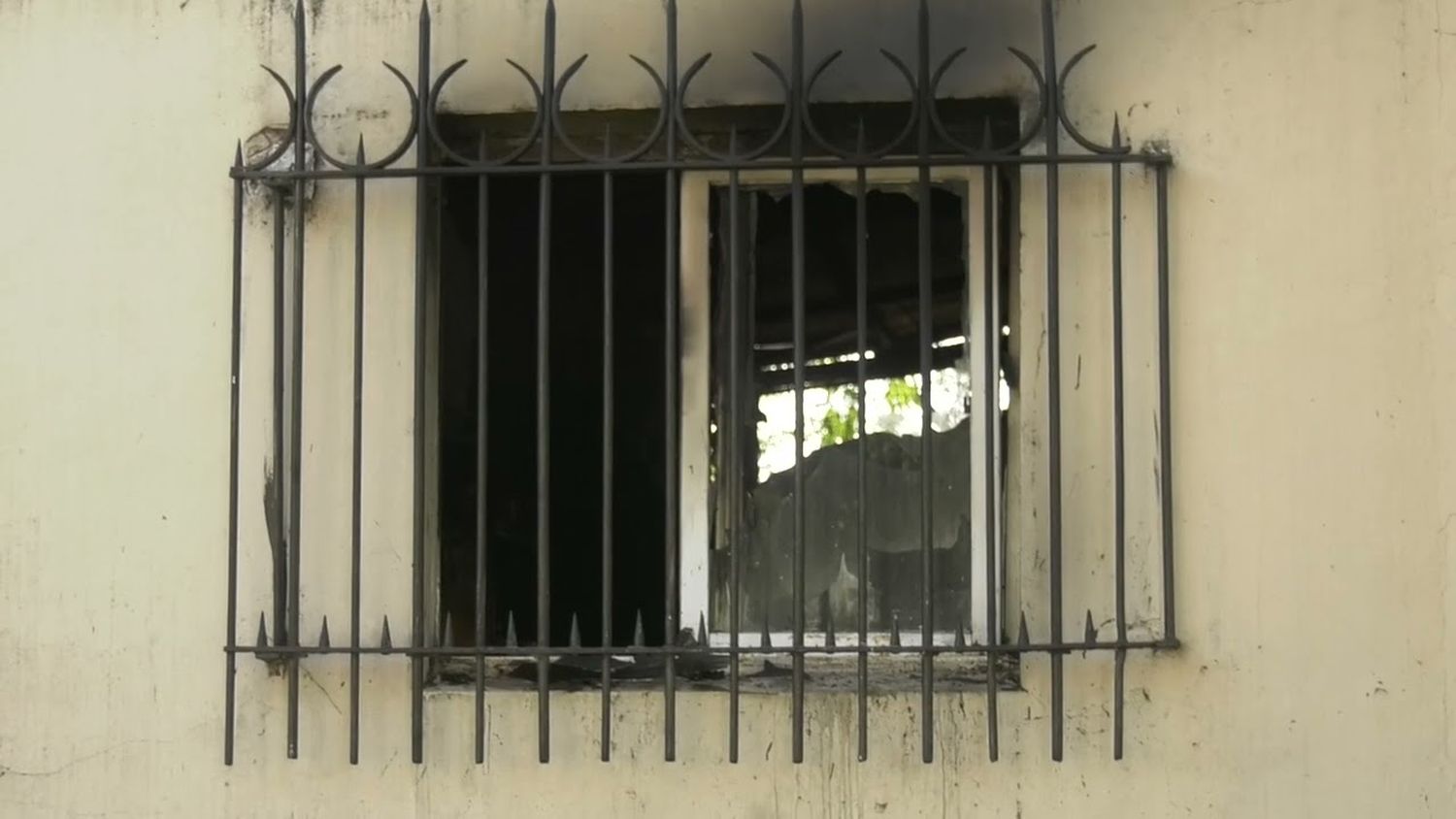 Incendio en una vivienda en Avellaneda al 3900 de la ciudad de Santa Fe