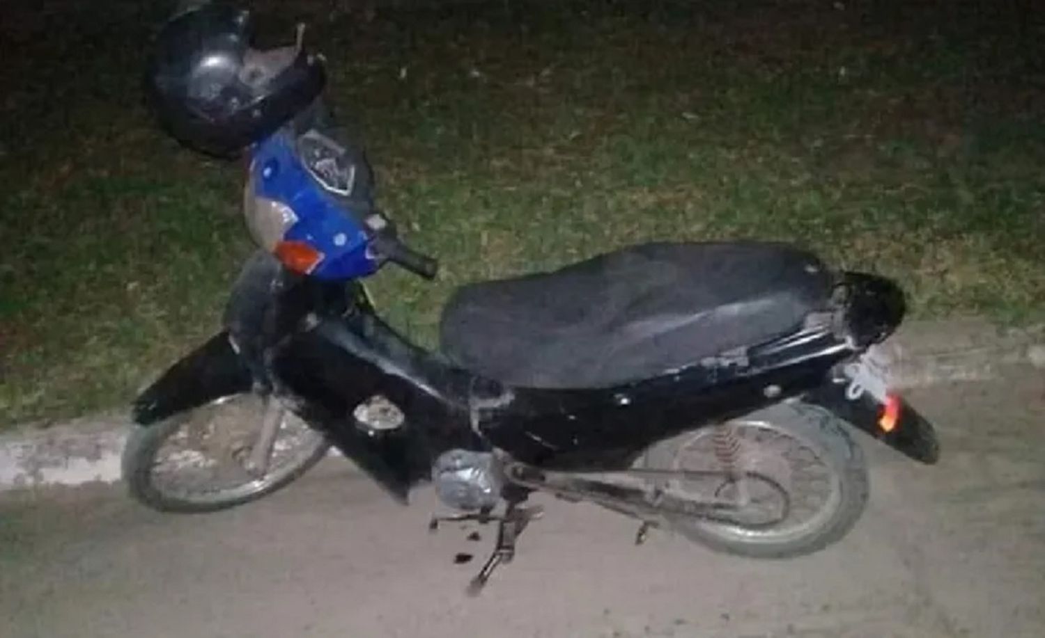 Un motociclista pisó piedras sueltas y murió: tuvo un infarto luego del accidente