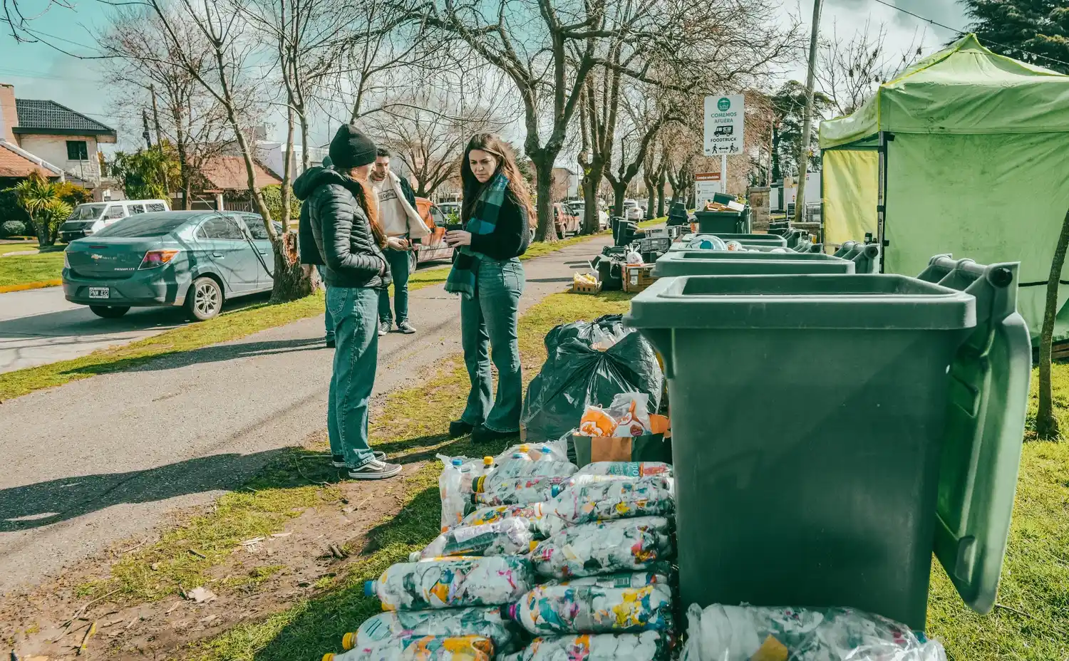 Quienes colaboren con la iniciativa, se llevarán un plantín producido en el vivero municipal.