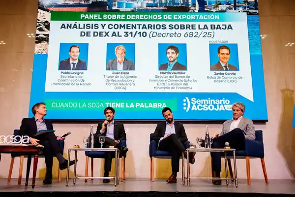 Funcionarios defendieron en ACSOJA 2025 la baja transitoria de retenciones y destacaron el rumbo económico