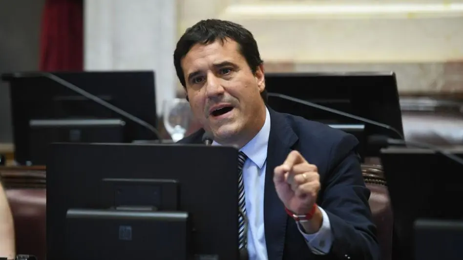 Abad respaldó el acuerdo contra la pesca ilegal y reclamó por la alta carga tributaria al sector