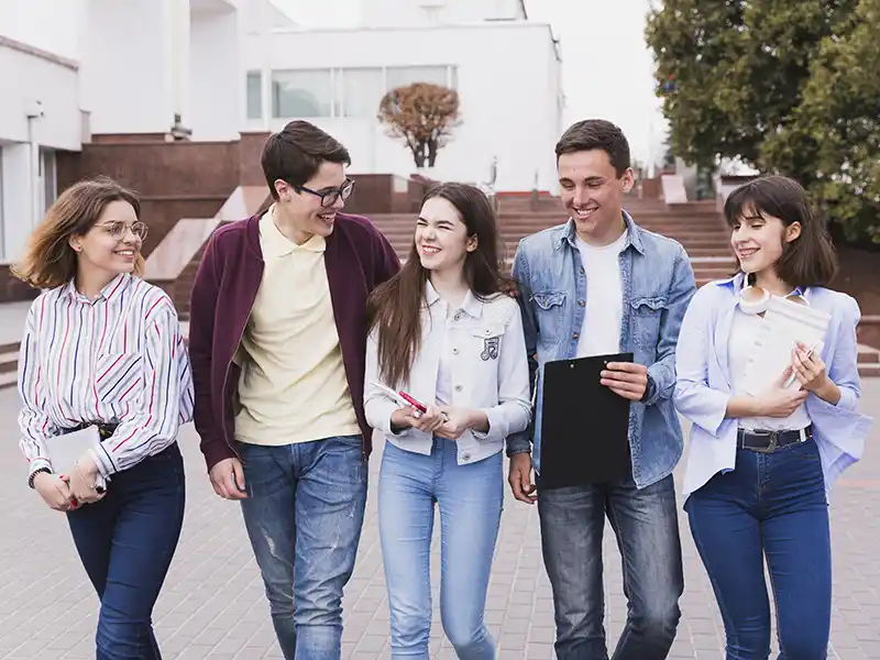Educación sexual integral para jóvenes, ¿y quién enseña a los adultos?