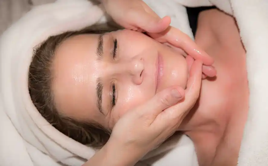 FHOS llega al mercado de la estética para revolucionar tu belleza