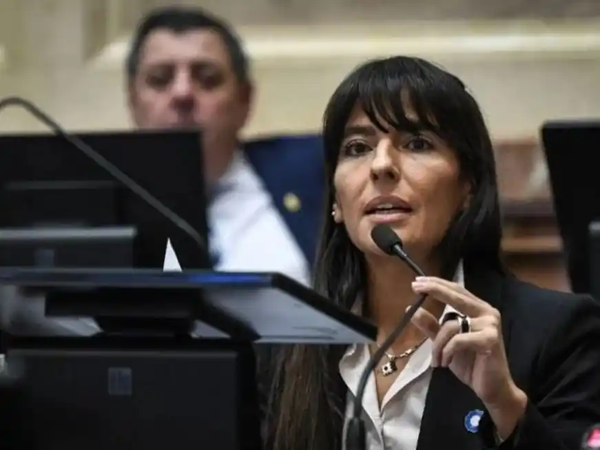 Pamela Verasay es impulsada por el sector del gobernador Cornejo.