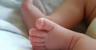 DOCTOR QUE ATENDIÓ PARTO DENUNCIÓ: detienen a pareja que pretendía vender a su bebé en Carabobo