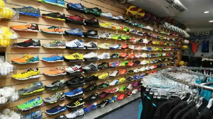 Industrias del calzado y del vestido exigen continuidad operativa de toda la economía