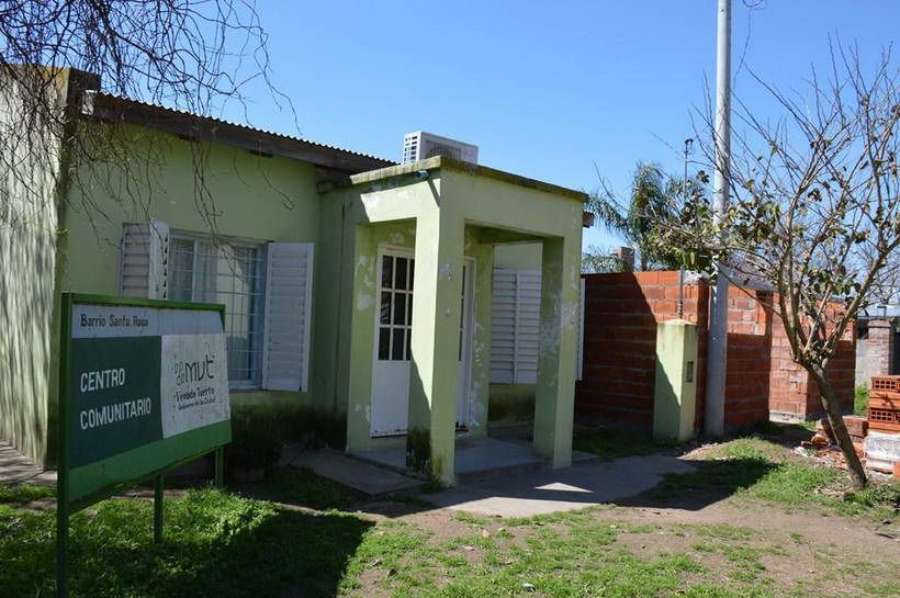 Centro de salud barrio Santa Rosa.