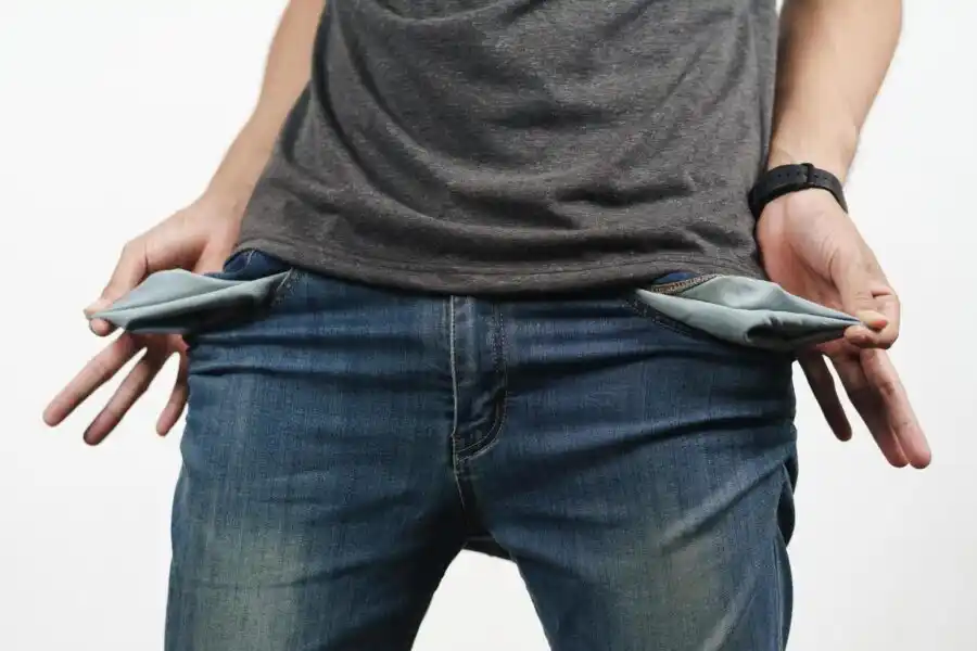 Abril llega con aumentos en salud, combustibles, alquileres y servicios públicos y privados.